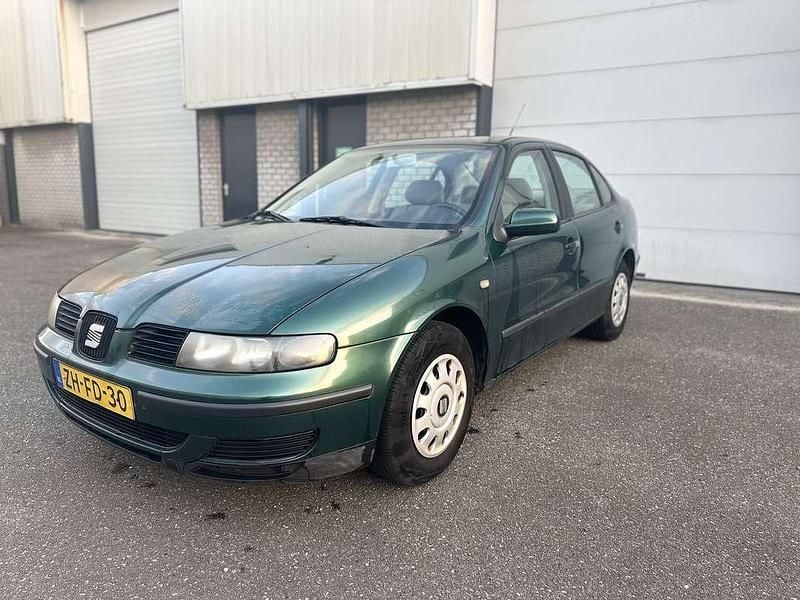 Groen Gebruikt 1999 Seat Toledo Stella Sedan | € 899 (Super prijs) - Afbeelding 1/4