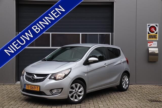 Grijs Gebruikt 2018 Opel Karl Innovation Hatchback | € 9.995 (Goede deal) - Afbeelding 1/4