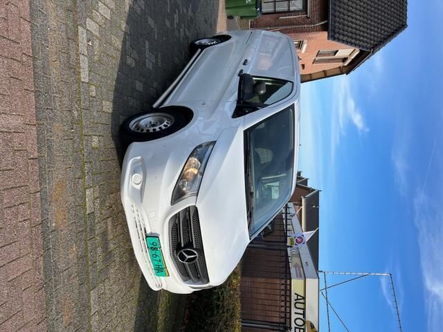 Wit Gebruikt 2016 Mercedes Vito MPV | € 15.999 - Afbeelding 1/4