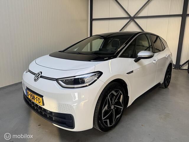 Wit Occasion 2020 VW ID.3 Hatchback | € 14.750 (Super prijs) - Afbeelding 1/4