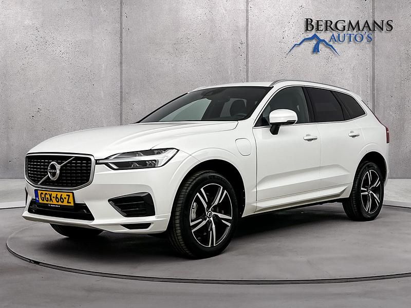 Wit (parellak) Gebruikt 2018 Volvo XC60 R-Design SUV | € 28.800 (Goede deal) - Afbeelding 1/4