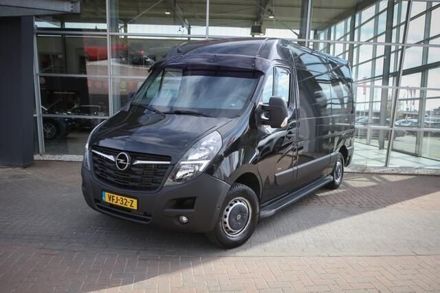 Zwart Gebruikt 2020 Opel Movano S Van | € 14.450 (Goede deal) - Afbeelding 1/4