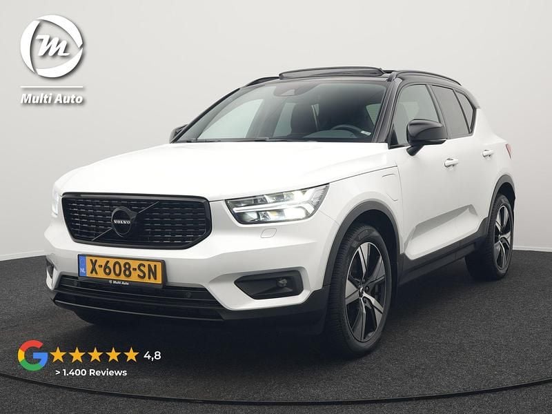 Wit Gebruikt 2021 Volvo XC40 R-Design SUV | € 31.440 (Eerlijke prijs) - Afbeelding 1/3