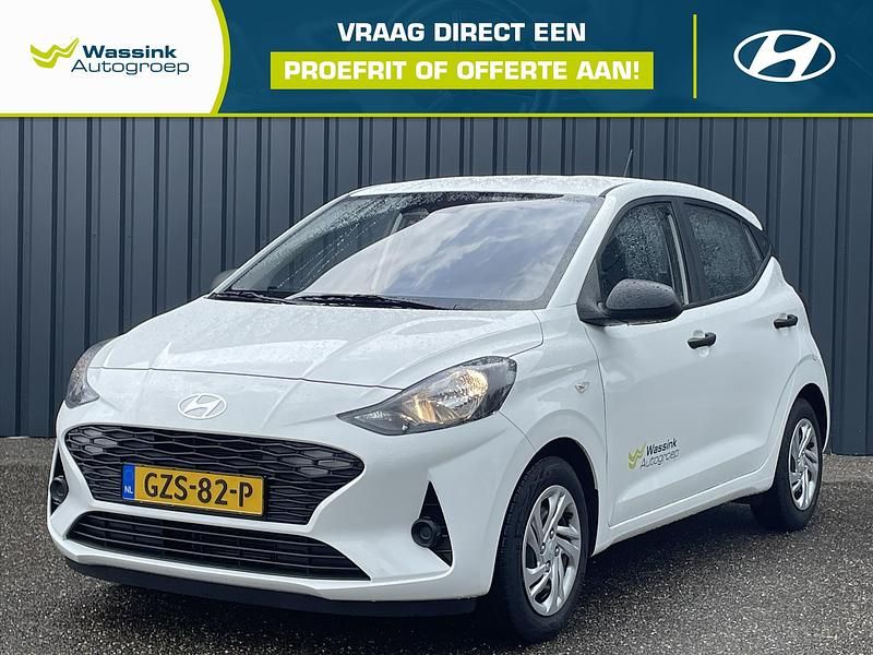 Wit Gebruikt 2025 Hyundai i10 Comfort Hatchback | € 19.935 (Eerlijke prijs) - Afbeelding 1/4