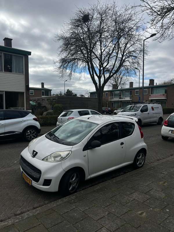 Gebruikt 2009 Peugeot 107 Filou Hatchback | € 3.390 (Eerlijke prijs) - Afbeelding 1/4
