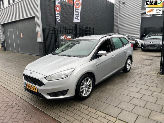 Grijs Occasion 2016 Ford Focus Trend Stationwagen | € 5.999 (Goede deal) - Afbeelding 1/4
