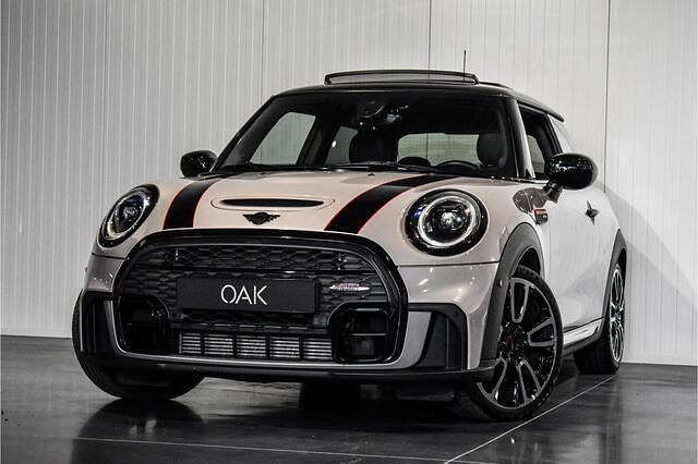 Grijs Gebruikt 2021 Mini Cooper S Hatchback | € 29.900 (Eerlijke prijs) - Afbeelding 1/3