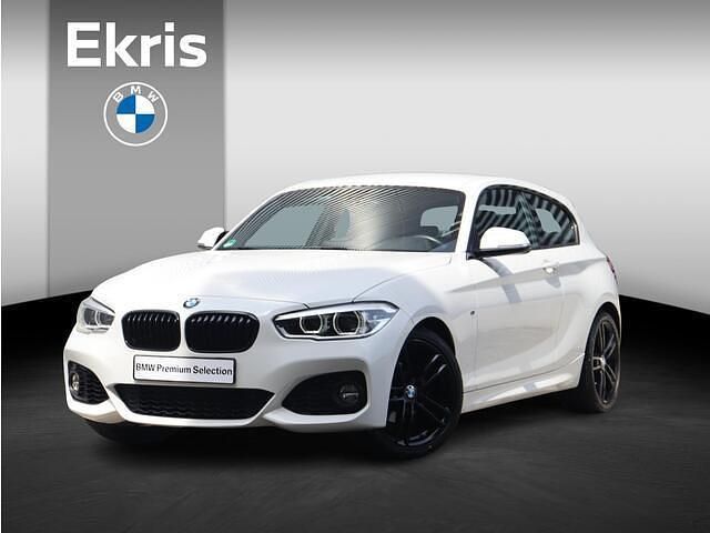 Wit Gebruikt 2018 BMW 116 M Sport Hatchback | € 17.400 (Eerlijke prijs) - Afbeelding 1/4