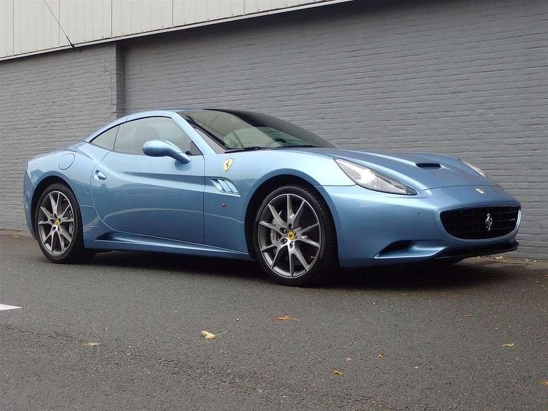 Blauw Gebruikt 2010 Ferrari California Cabriolet | € 82.500 - Afbeelding 1/4