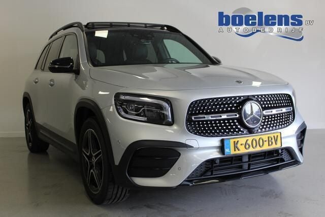 Grijs Gebruikt 2020 Mercedes GLB200 Business SUV | € 29.948 (Goede deal) - Afbeelding 1/4