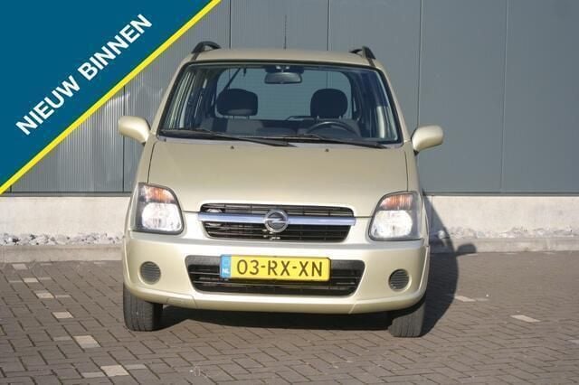 Geel Gebruikt 2005 Opel Agila Hatchback | € 1.799 (Eerlijke prijs) - Afbeelding 1/4