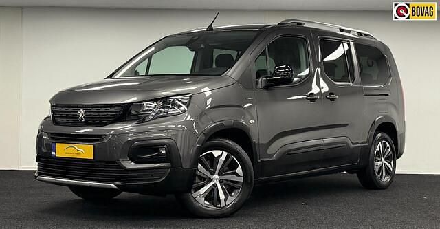 Grijs Gebruikt 2020 Peugeot Rifter GT-line MPV | € 28.995 (Eerlijke prijs) - Afbeelding 1/2
