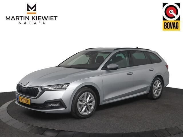 Grijs Gebruikt 2021 Skoda Octavia Business Line Stationwagen | € 18.950 (Eerlijke prijs) - Afbeelding 1/4