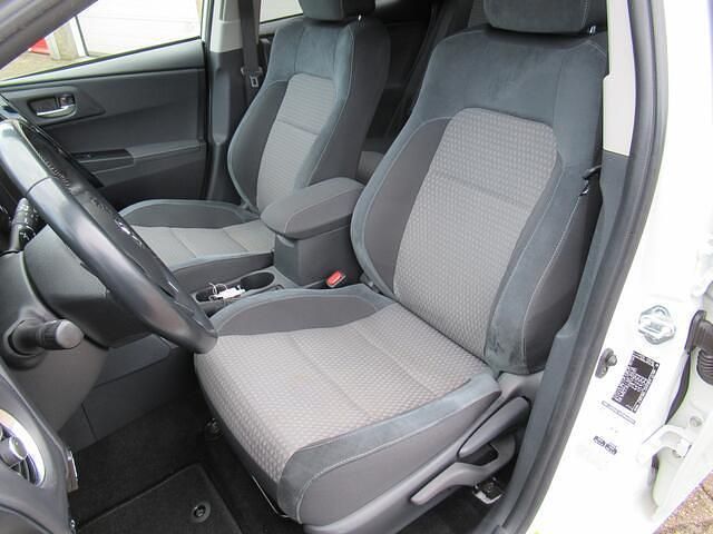 Occasion Toyota Auris 99 PK (72 kW) 2018 Wit Hatchback