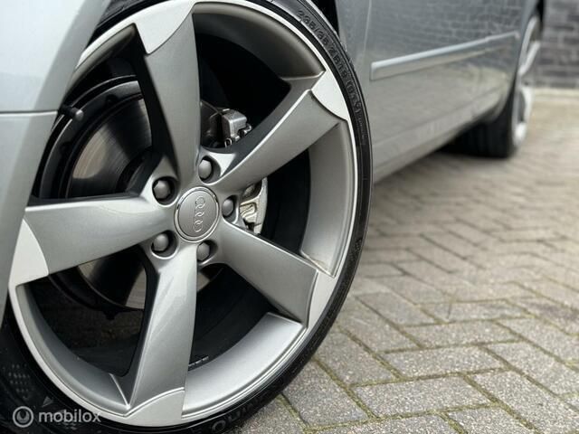 Occasion Audi A4 S-Line 131 PK (96 kW) 2005 Grijs Sedan