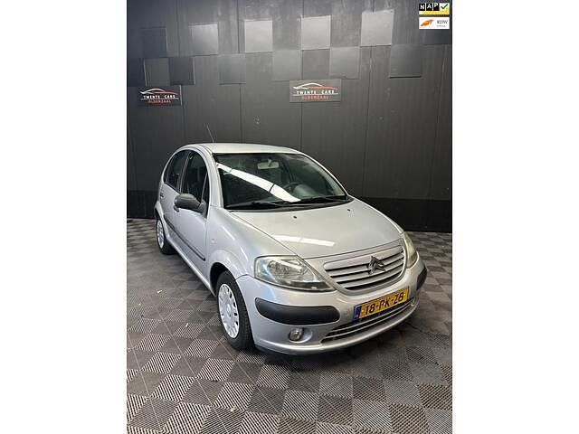 Grijs Gebruikt 2004 Citroën C3 Hatchback | € 1.450 (Eerlijke prijs) - Afbeelding 1/4