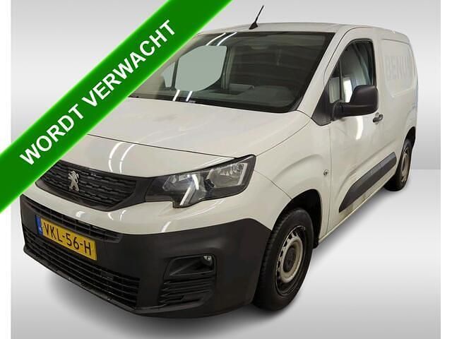 Wit Gebruikt 2021 Peugeot Partner Premium MPV | € 10.990 (Super prijs) - Afbeelding 1/4