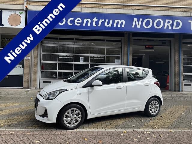 Wit Gebruikt 2020 Hyundai i10 Comfort Hatchback | € 9.949 (Goede deal) - Afbeelding 1/4