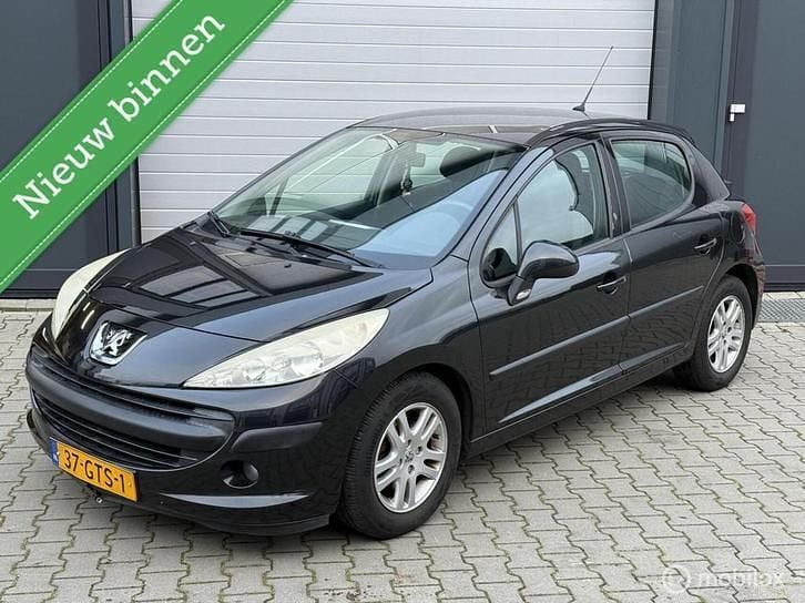 Zwart Occasion 2008 Peugeot 207 Hatchback | € 1.199 (Eerlijke prijs) - Afbeelding 1/4