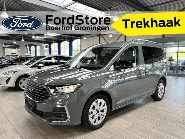 Gebruikt 2025 Ford Tourneo Titanium MPV | € 40.890 - Afbeelding 1/4