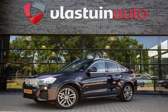 Zwart Gebruikt 2015 BMW X4 Executive SUV | € 23.950 (Eerlijke prijs) - Afbeelding 1/4