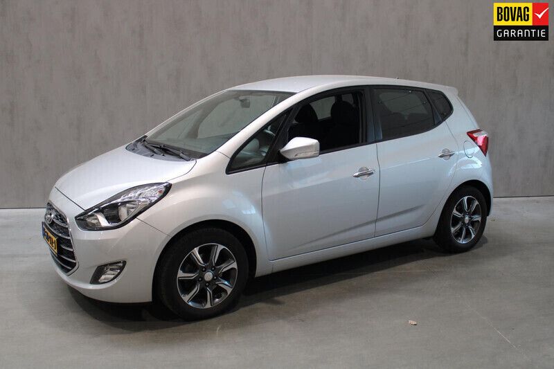 Grijs Gebruikt 2018 Hyundai ix20 GO! MPV | € 18.395 (Iets duurder) - Afbeelding 1/4