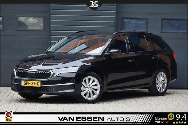 Zwart Nieuw 2024 Skoda Octavia Business Line Stationwagen | € 32.995 (Super prijs) - Afbeelding 1/4