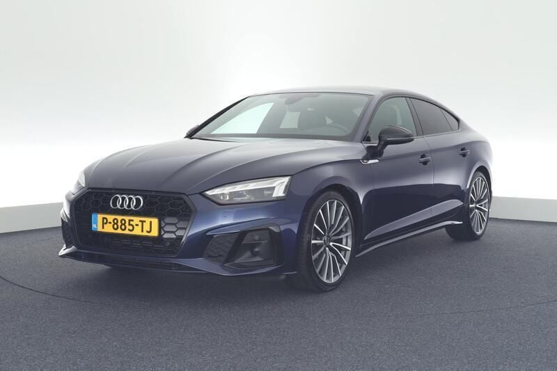 Blauw Gebruikt 2022 Audi A5 Sportback Competition Hatchback | € 36.449 (Eerlijke prijs) - Afbeelding 1/4