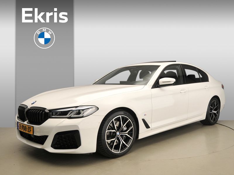 Wit Gebruikt 2023 BMW 540 M Sport Sedan | € 67.900 (Iets duurder) - Afbeelding 1/4