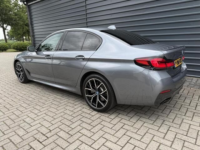 Occasion BMW 530e Efficient Dynamics 292 PK (214 kW) 2022 Grijs Sedan