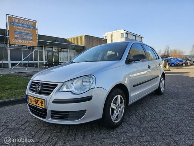 Occasion VW Polo Trendline 69 PK (50 kW) 2009 Grijs Hatchback