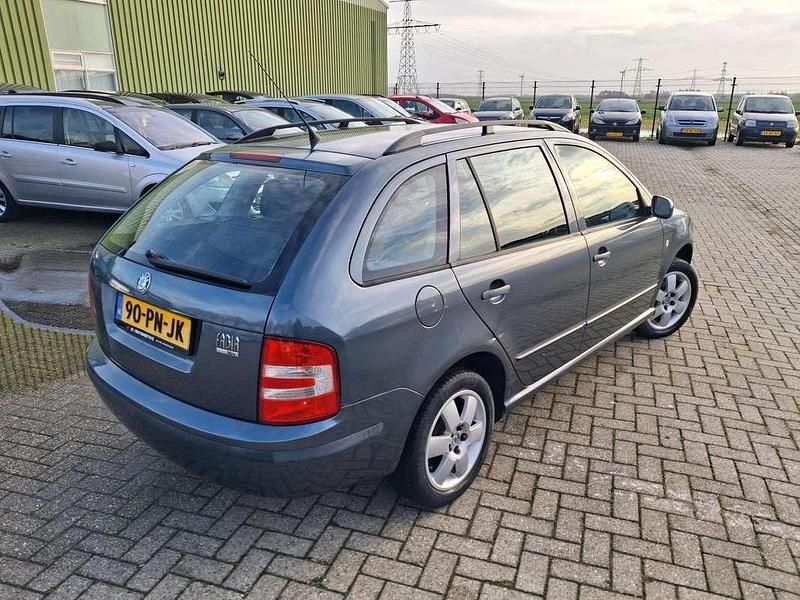 Occasion Skoda Fabia Elegance 75 PK (55 kW) 2004 Grijs (metallic) Stationwagen