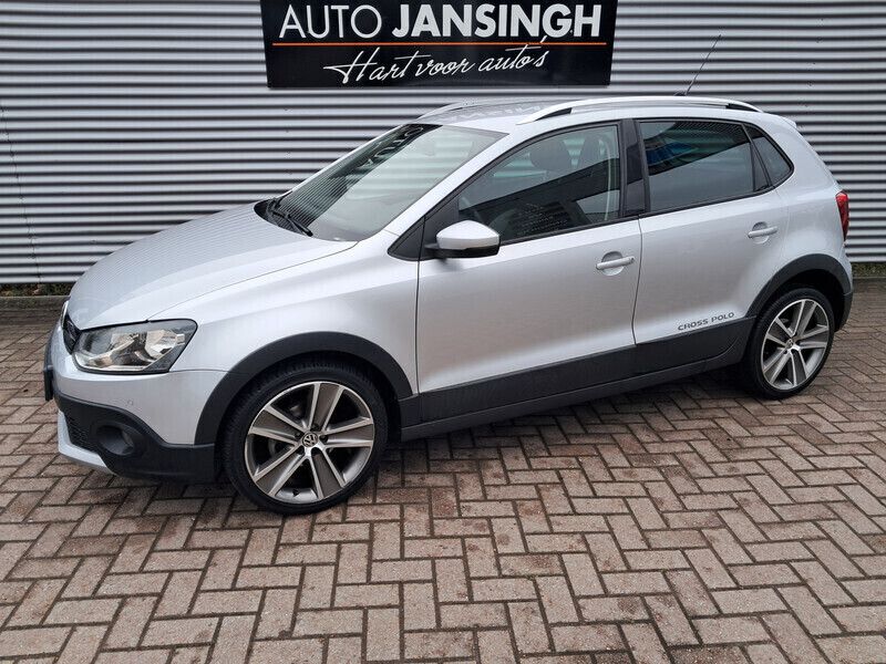 Grijs Gebruikt 2010 VW Polo Comfortline Hatchback | € 9.745 (Iets duurder) - Afbeelding 1/4