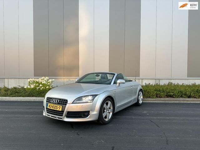 Grijs Gebruikt 2007 Audi TT Roadster S-Line Cabriolet | € 7.749 (Eerlijke prijs) - Afbeelding 1/4