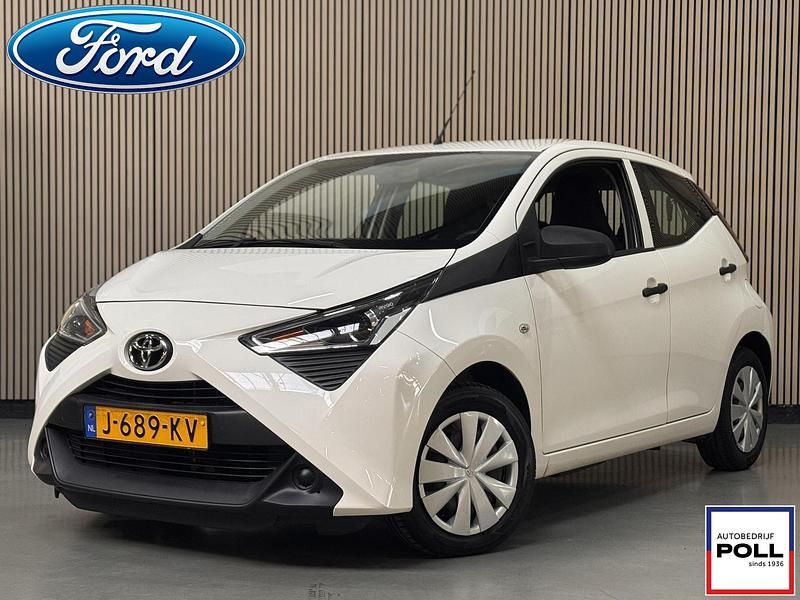 Wit Gebruikt 2020 Toyota Aygo Hatchback | € 9.900 (Eerlijke prijs) - Afbeelding 1/4