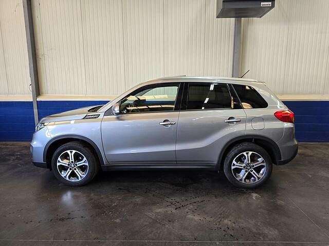 Occasion Suzuki Vitara 120 PK (88 kW) 2018 Grijs SUV