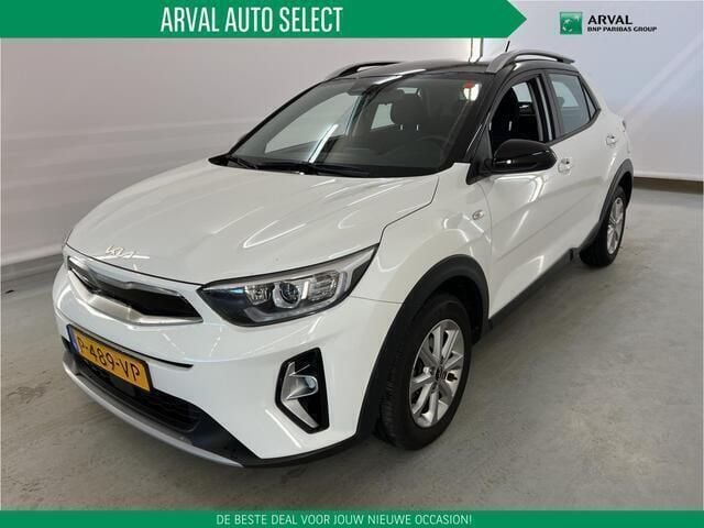 Wit Gebruikt 2022 Kia Stonic SUV | € 17.450 (Goede deal) - Afbeelding 1/3
