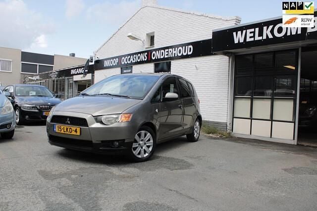 Grijs Gebruikt 2010 Mitsubishi Colt Edition Hatchback | € 3.950 (Eerlijke prijs) - Afbeelding 1/4