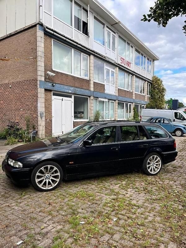 Gebruikt 2001 BMW 520 Stationwagen | € 1.750 - Afbeelding 1/1