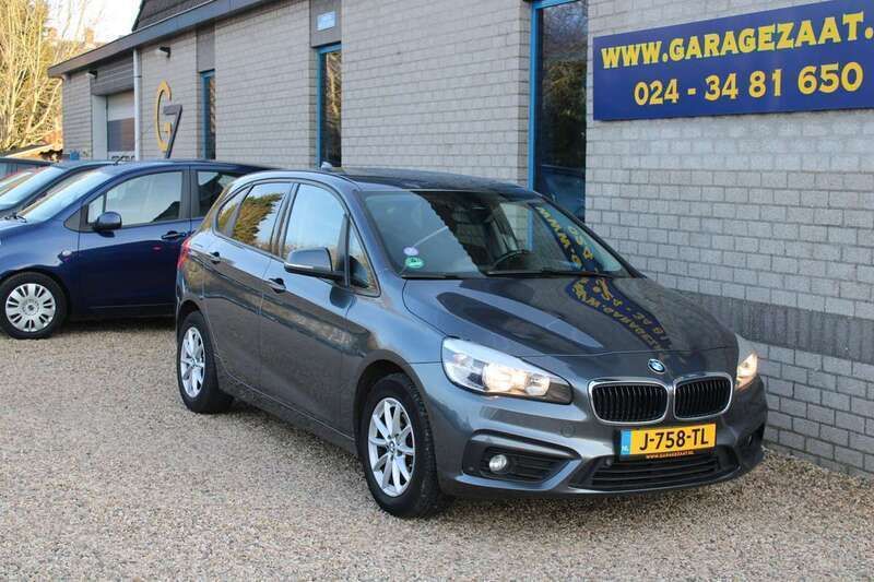 Grijs Gebruikt 2017 BMW 218 Active Tourer Executive MPV | € 15.490 (Goede deal) - Afbeelding 1/4