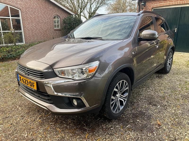 Bruin (metallic) Gebruikt 2018 Mitsubishi ASX Intense SUV | € 14.450 (Super prijs) - Afbeelding 1/4
