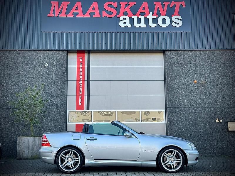 Grijs Gebruikt 2002 Mercedes SLK32 AMG AMG Cabriolet | € 23.950 - Afbeelding 1/4