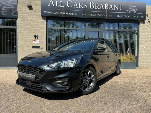 Zwart Gebruikt 2020 Ford Focus ST-Line Stationwagen | € 14.950 (Goede deal) - Afbeelding 1/4