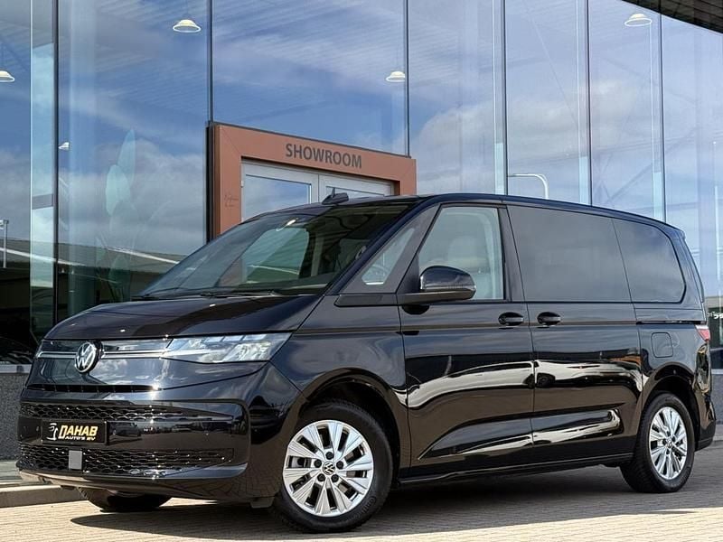 Personenbus Gebruikt 2024 VW Multivan Business Van | € 73.750 - Afbeelding 1/4