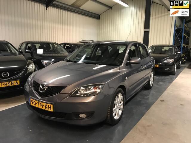 Grijs Gebruikt 2006 Mazda 3 Touring Hatchback | € 2.950 (Duur) - Afbeelding 1/4