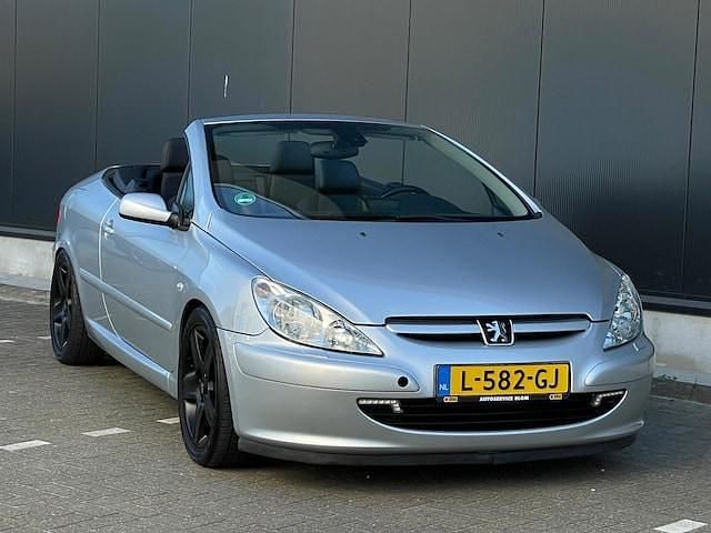 Occasion Peugeot 307 CC 177 PK (130 kW) 2005 Grijs Cabriolet