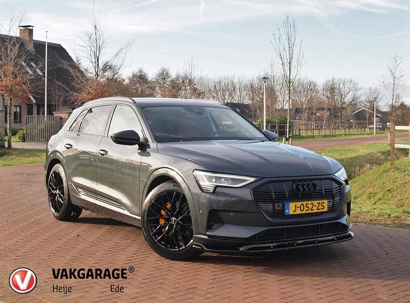 Occasion Audi e-tron Business 11 kW (15 PK) 2020 Grijs SUV