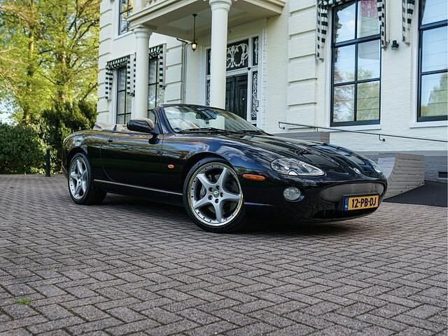 Zwart Gebruikt 2004 Jaguar XKR R Cabriolet | € 25.750 - Afbeelding 1/4