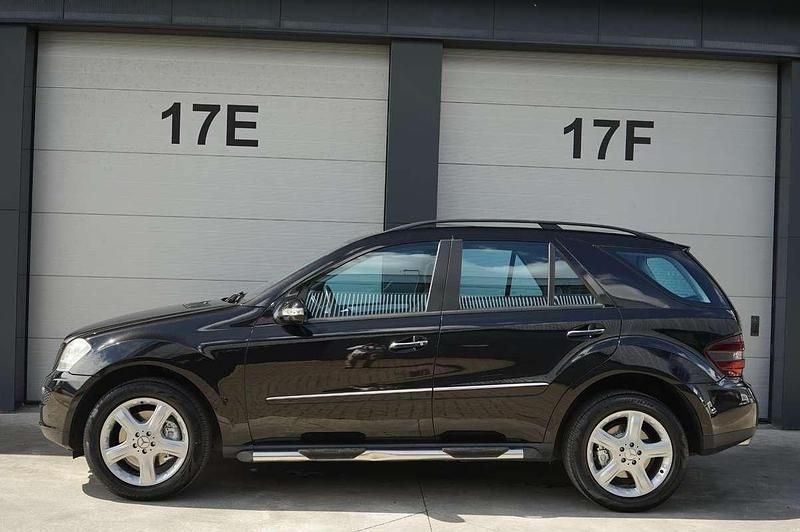 Zwart Gebruikt 2006 Mercedes ML500 SUV | € 13.500 - Afbeelding 1/4