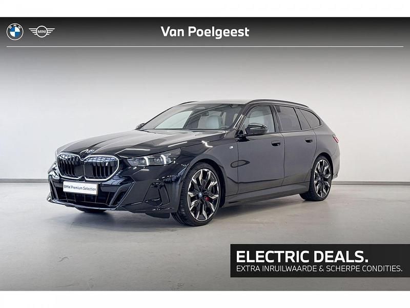 Occasion BMW i5 250 kW (340 PK) 2025 Zwart Stationwagen